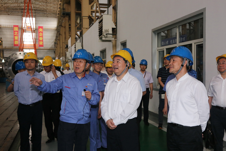 郝鹏旅行考察Z6尊龙凯时集团所属企业电机公司