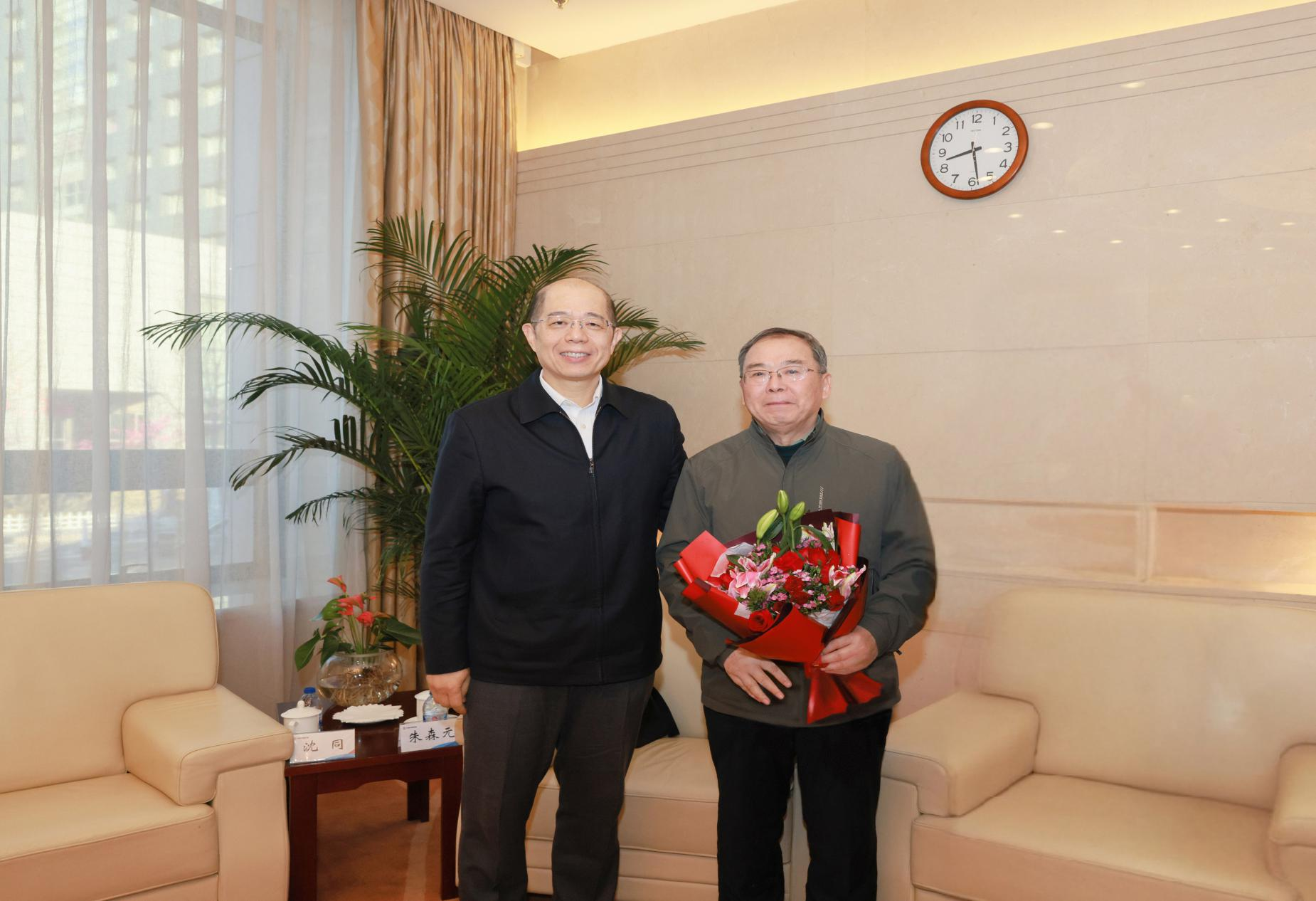 张玉卓、、、国资、、、央企、、、国资委、、、书记、、、主任、、、国企、、、企业刷新